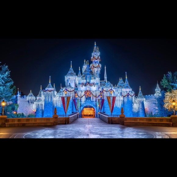 Meet your Posher! - Picture 1 of 1